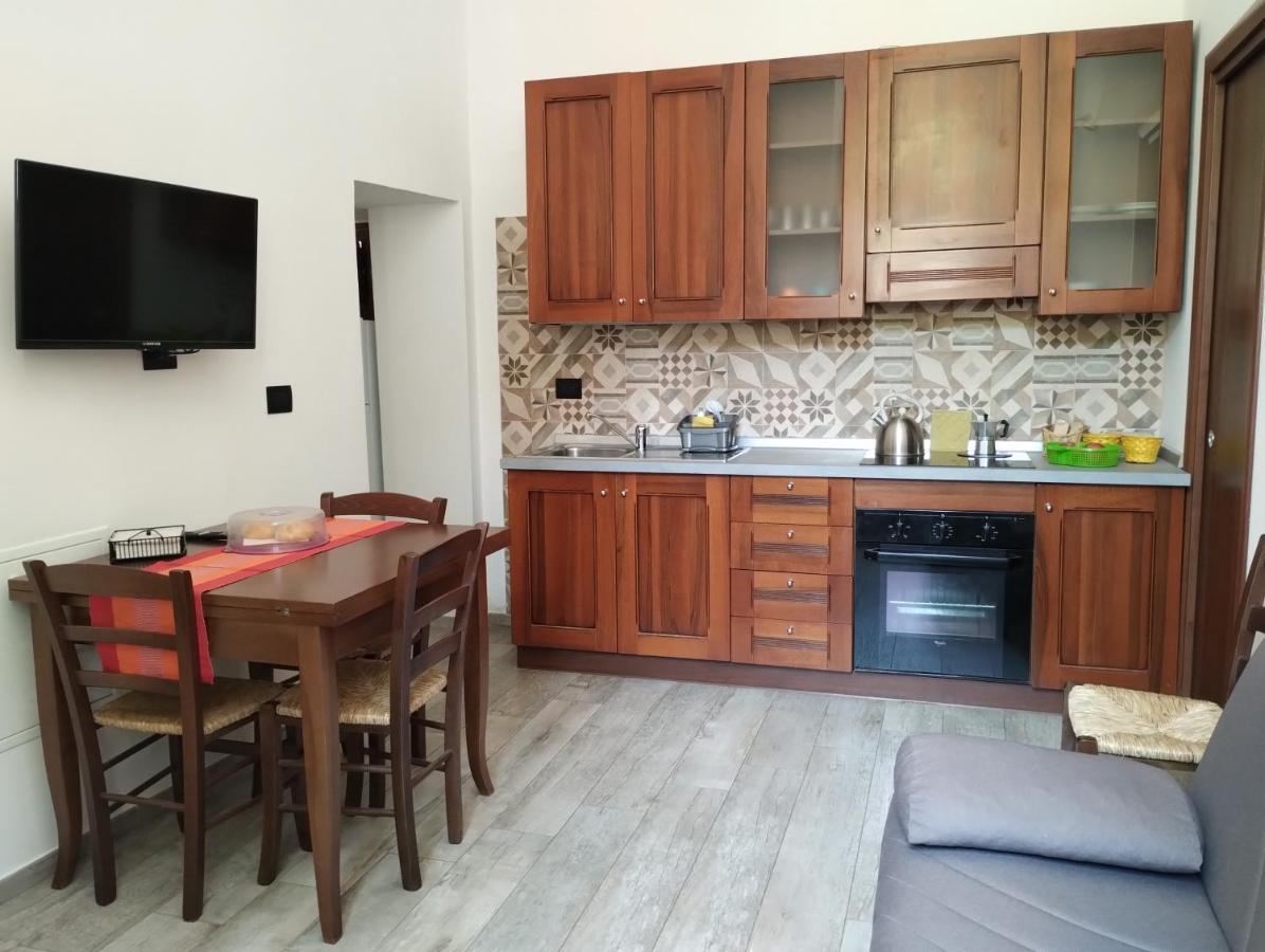 Guest House La Casa Del Mandatario LʼAquila Kültér fotó