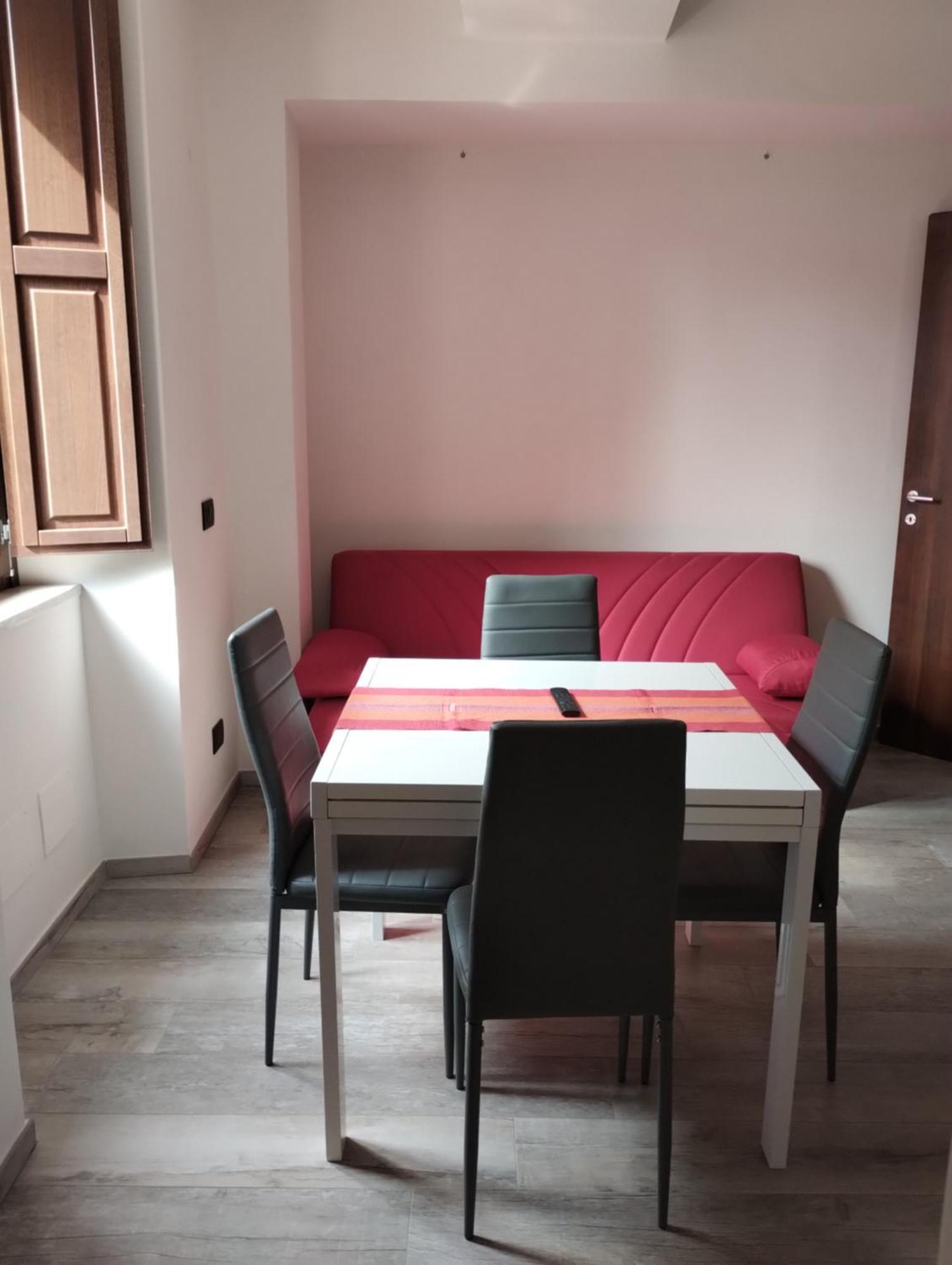 Guest House La Casa Del Mandatario LʼAquila Kültér fotó