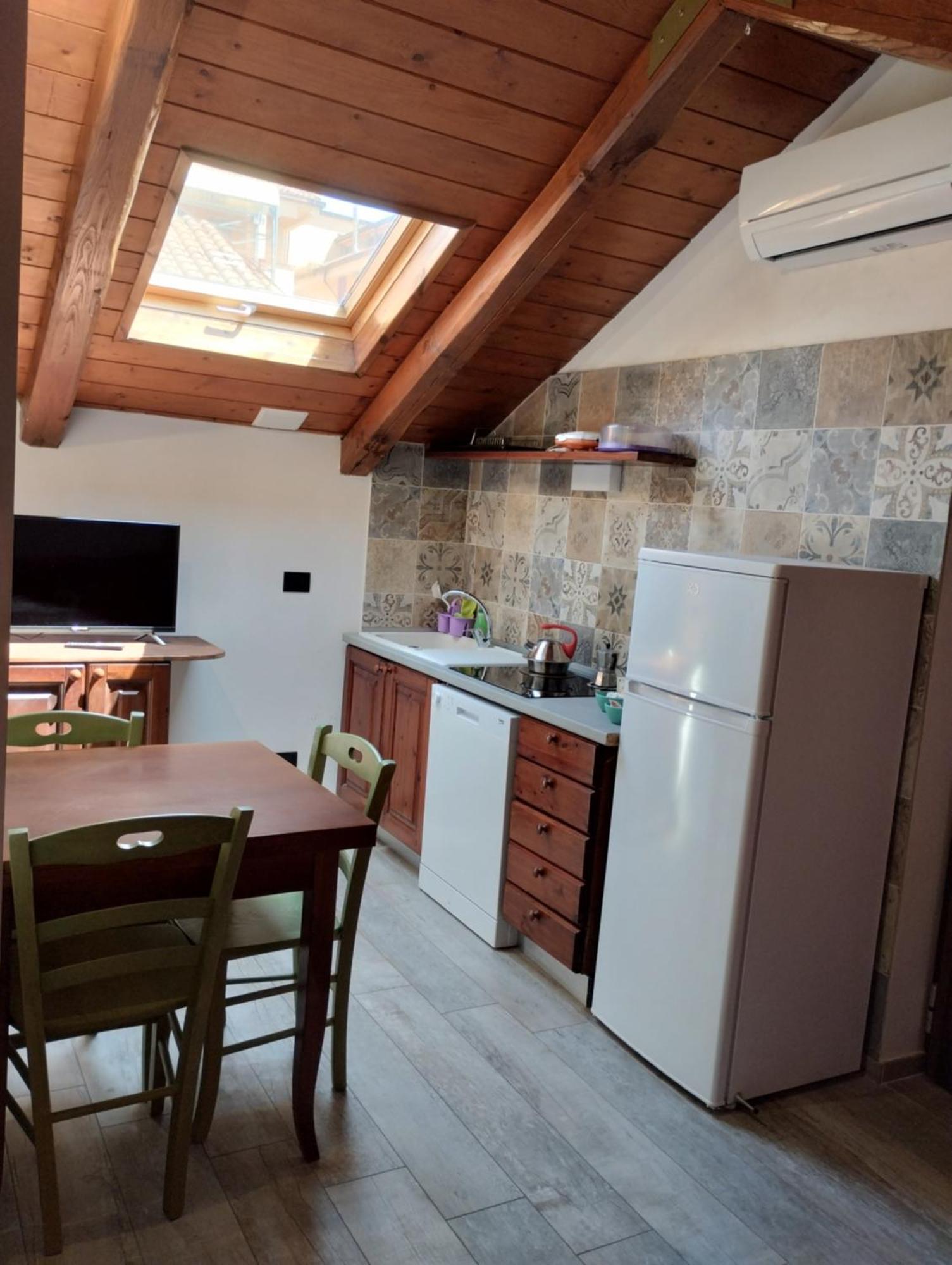 Guest House La Casa Del Mandatario LʼAquila Kültér fotó